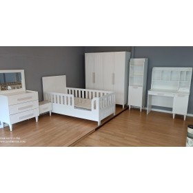 Kelebek modeli montessorili genç bebek çocuk odası