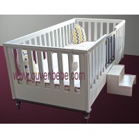 montessori bed with steps
