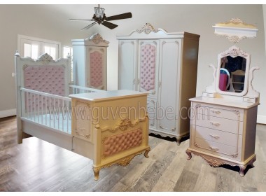 Saraylı Carved Full Quilted Baby Room